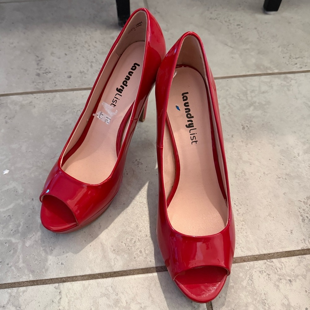 LaundryList Vibrant Red Peep Toe Heels